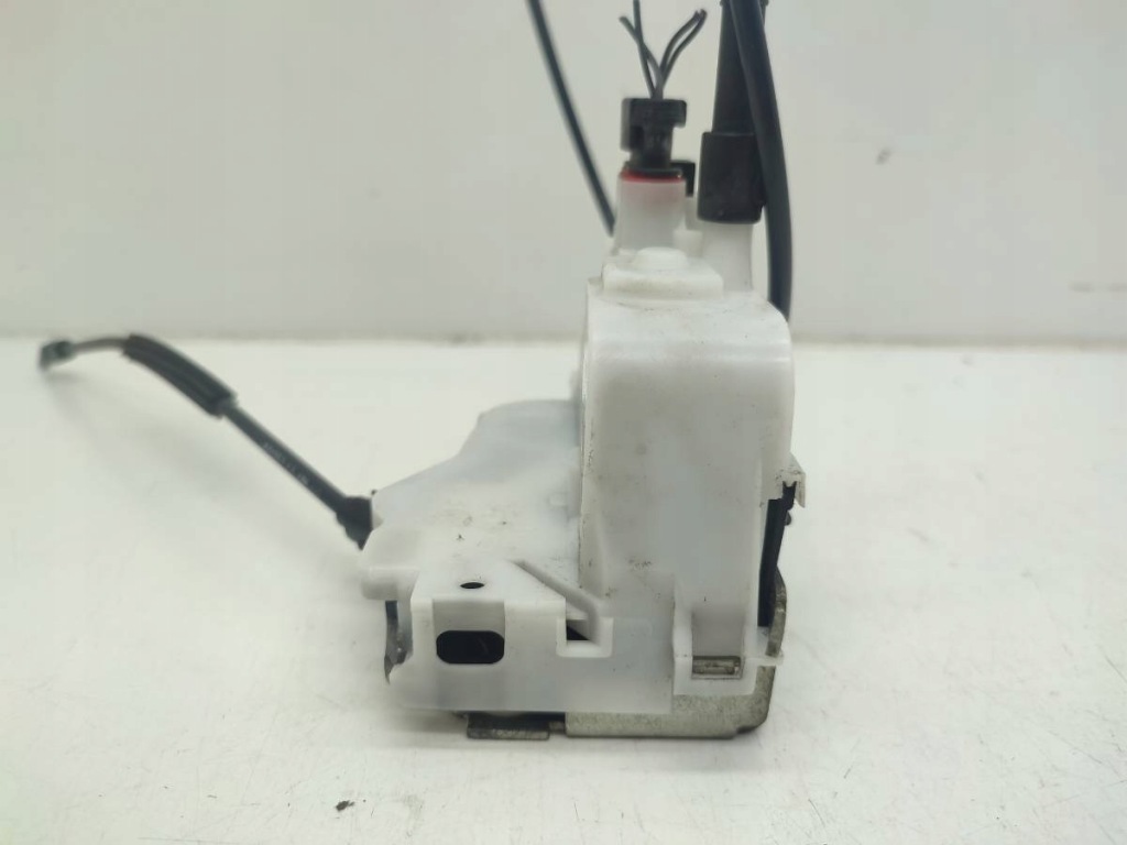 фото №4, Замок перед передний правый дверь renault twingo ii eu