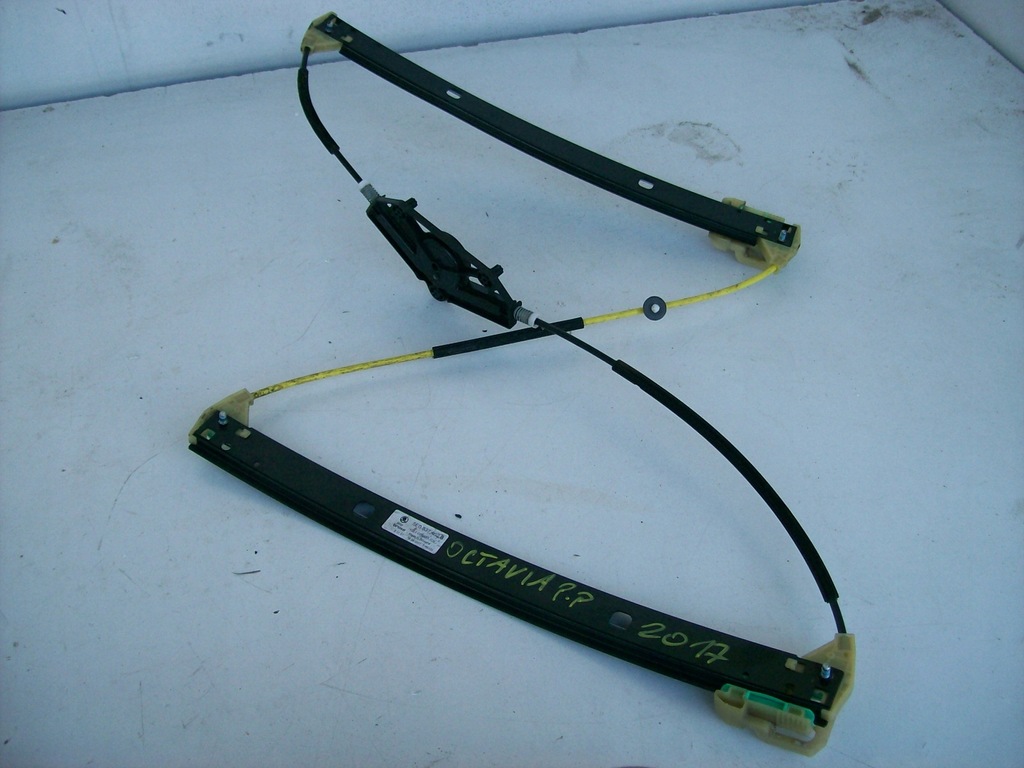 фото №1, Skoda octavia iii подъемник стекло правый перед