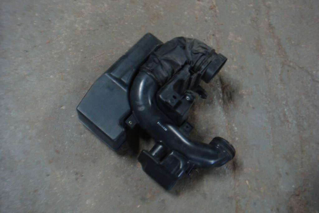 фото №1, Hyundai i30 ii резонатор воздуха корпус 1.6 crdi