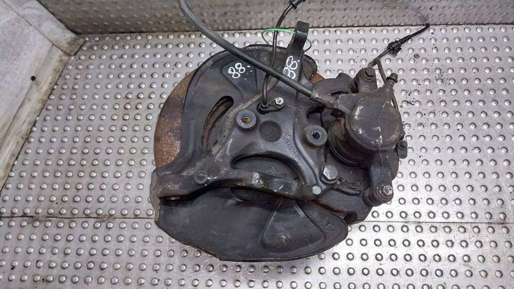 фото №3, Поворотний кулак ступиця супорт правий перед 20901 mercedes w203 w209 slk r171