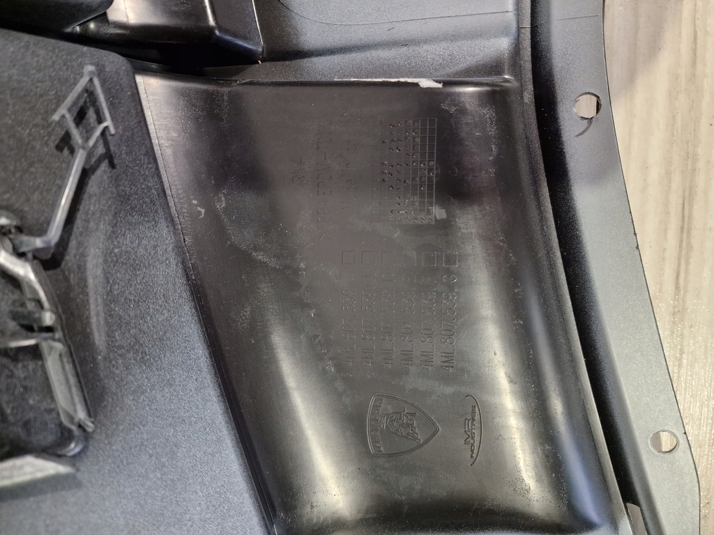 фото №11, Lamborghini urus дифузор накладка бампера задня