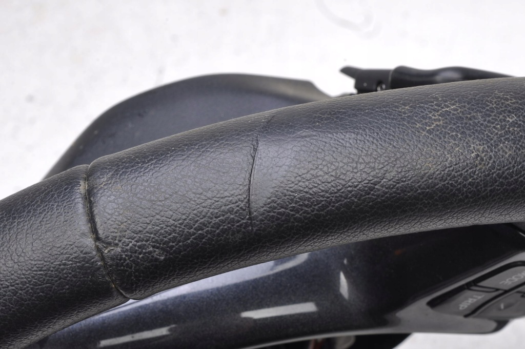 фото №12, Toyota yaris iii повітропровід шкіряний