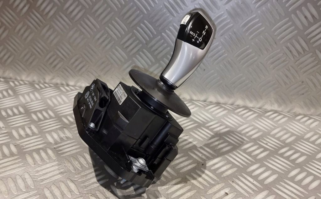 Bmw 5 e60 e61 lci рестайлинг  кулиса переключения передач ручка кулиса  9191207 eur 09r Недорого