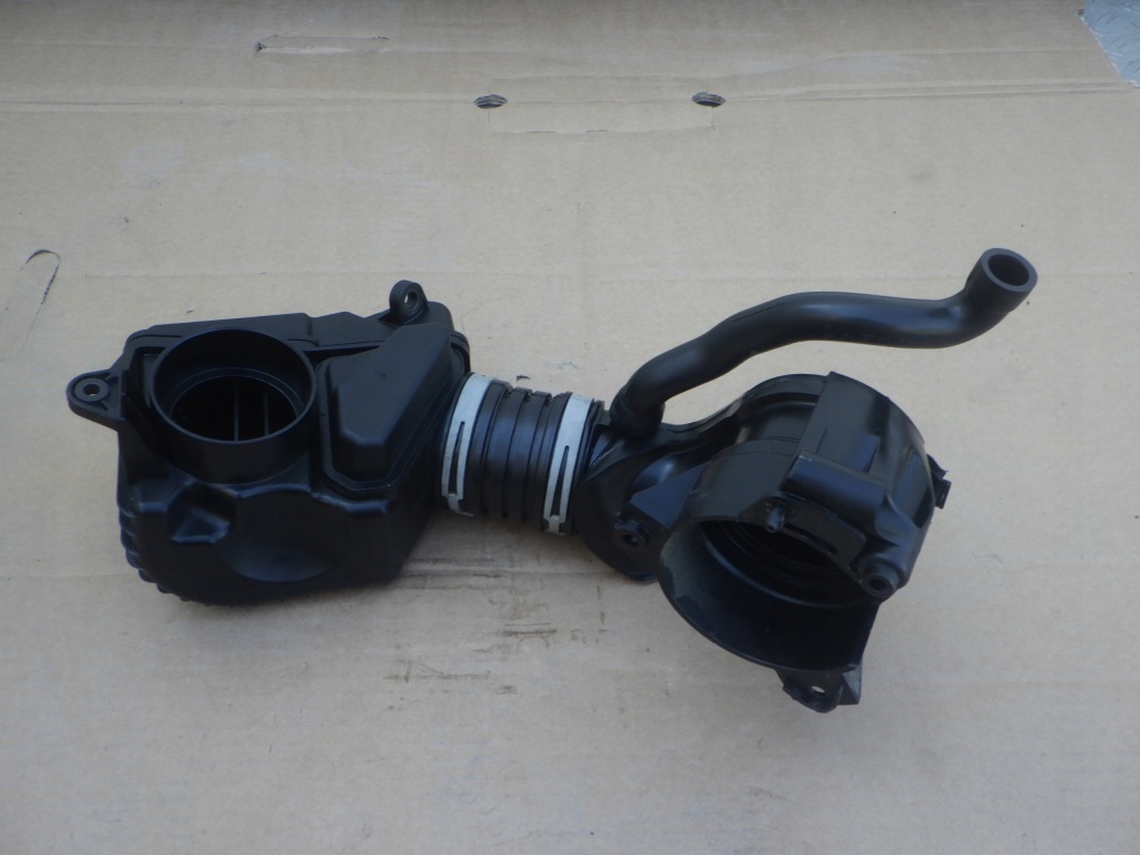 фото №1, Mercedes w204 труба резонатор гаситель шумов