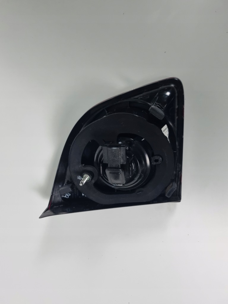 фото №2, Vw golf v 5 plus лампа задняя правая задняя 5m0945094s