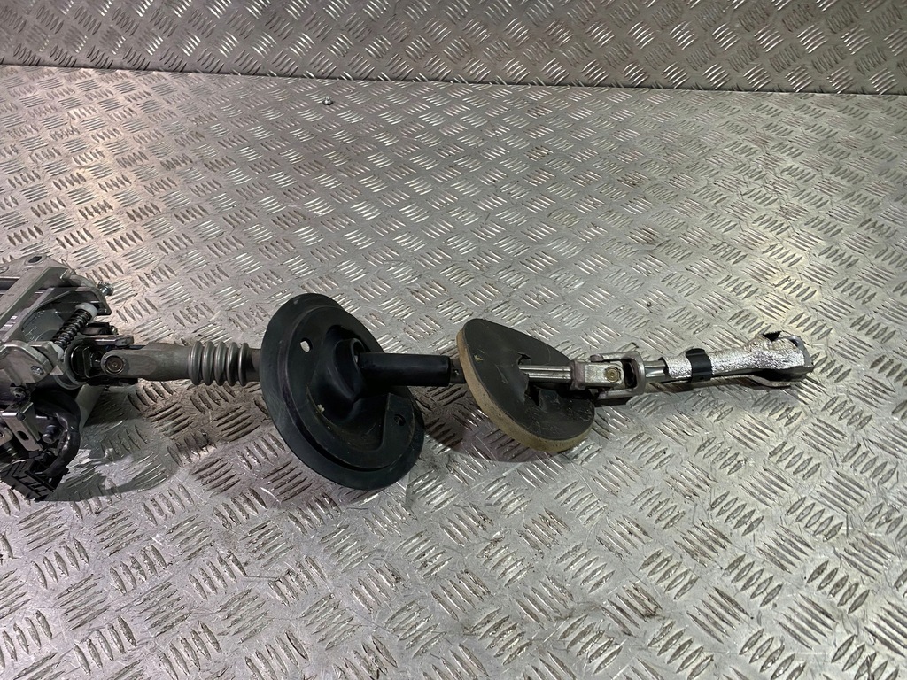 фото №6, Maserati levante 2020 колонка рулевая