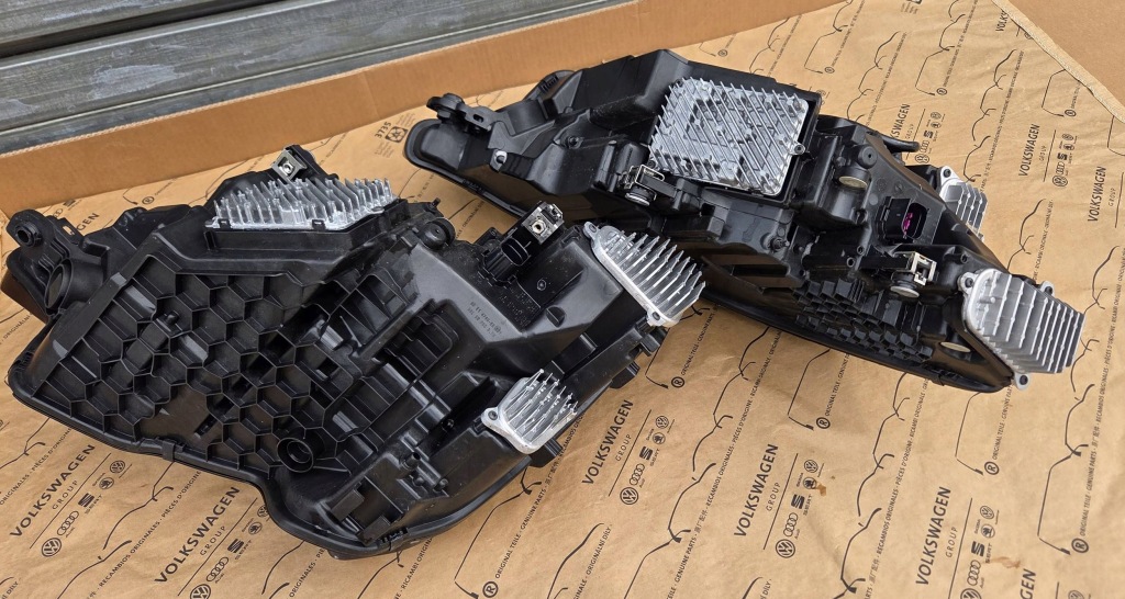 Audi e-tron s перед комплектний  lz7g капот фари радіатор бампер крила в Україні