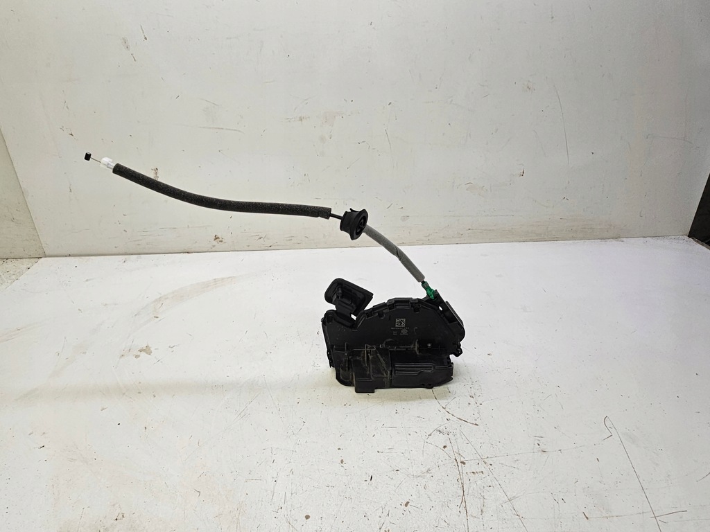 фото №1, Замок дверь правый перед audi q3 f3 5tb837016a