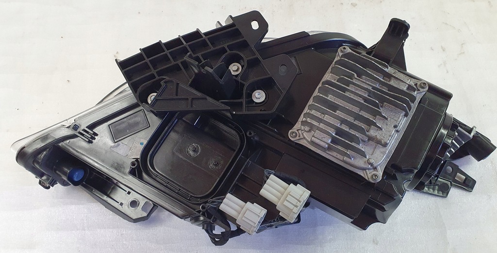 фото №15, Левая лампа перед infiniti q30 qx30 full led идеальное состояние