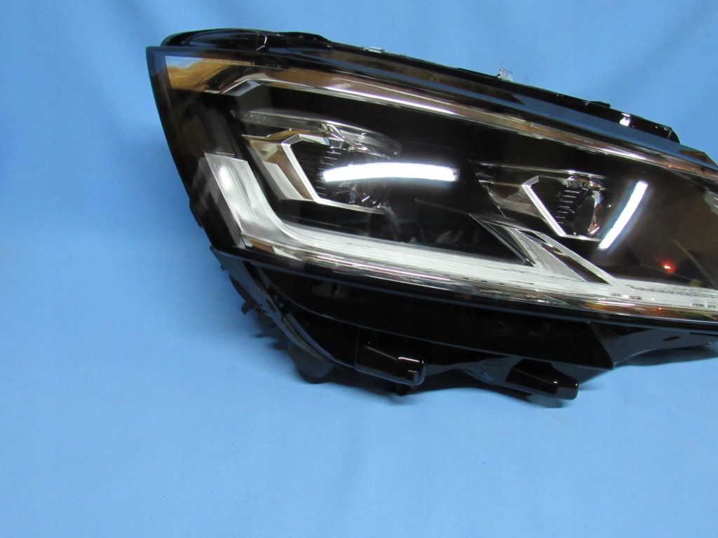 фото №4, Правая vw caravelle multivan 7l1 t6 lift full led