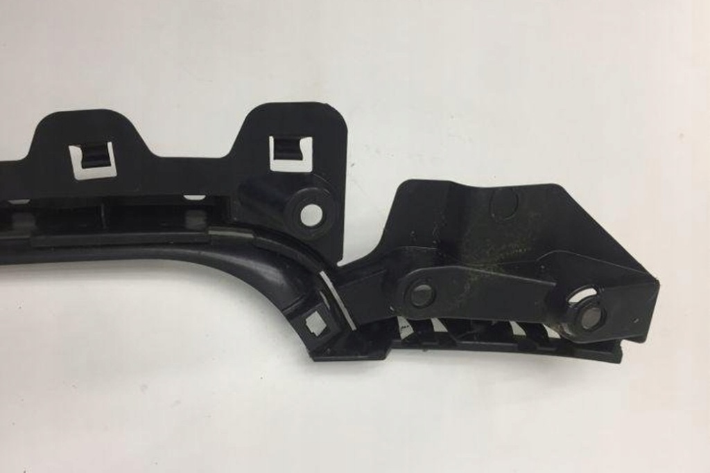 фото №8, Лівий напрямна заднього бампера bmw 3 cabrio e93 7128247 3.0l бензиновий 200kw