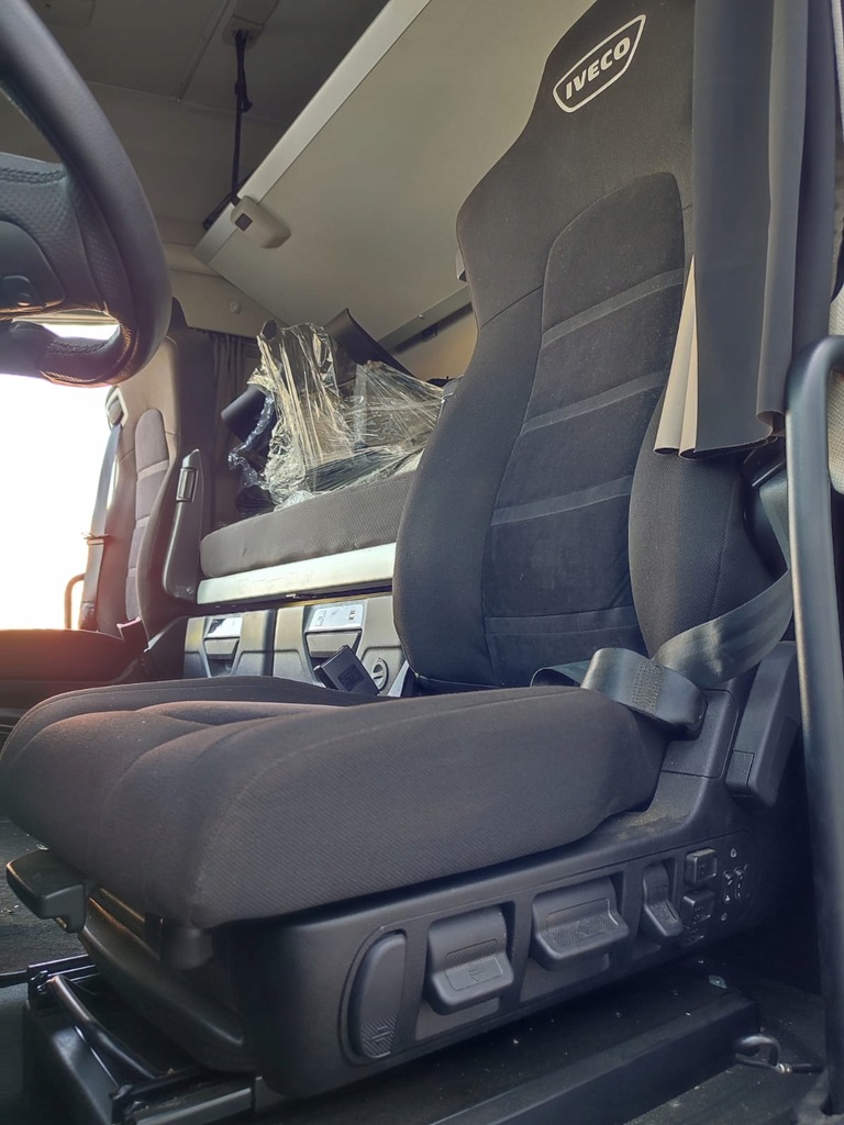 фото №1, Сиденье водителя iveco s-way 2020-
