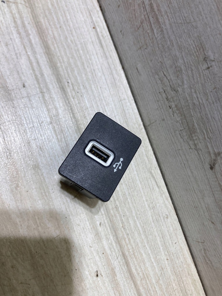 фото №1, Ford fiesta 2020 разъём usb