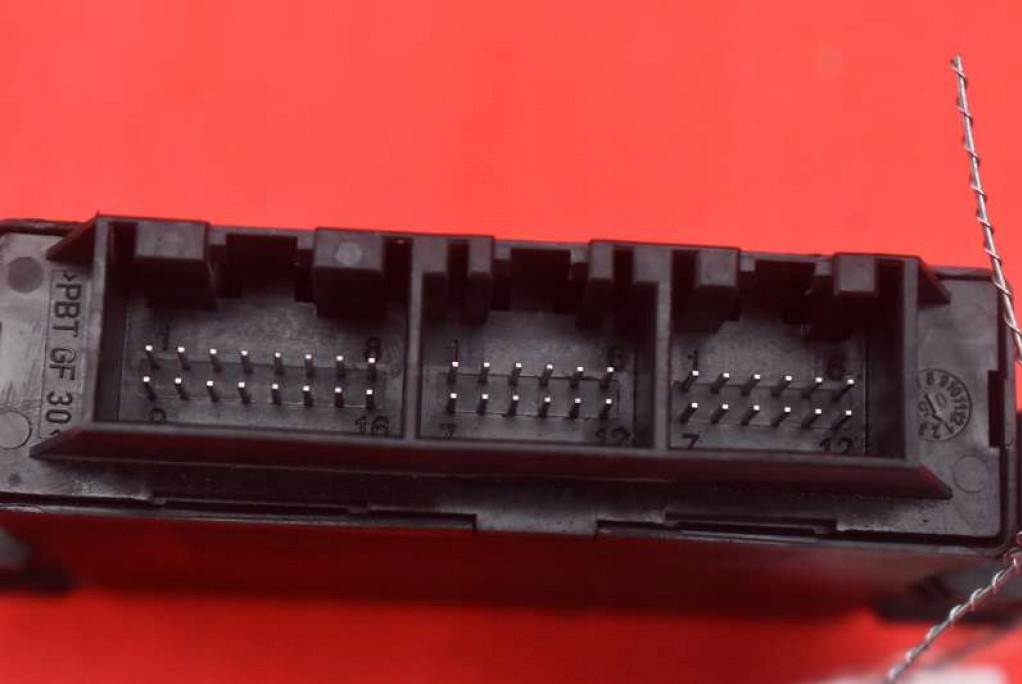 фото №8, Блок керування модуль паркування pdc 8e0919283c audi a4 b7 04-08