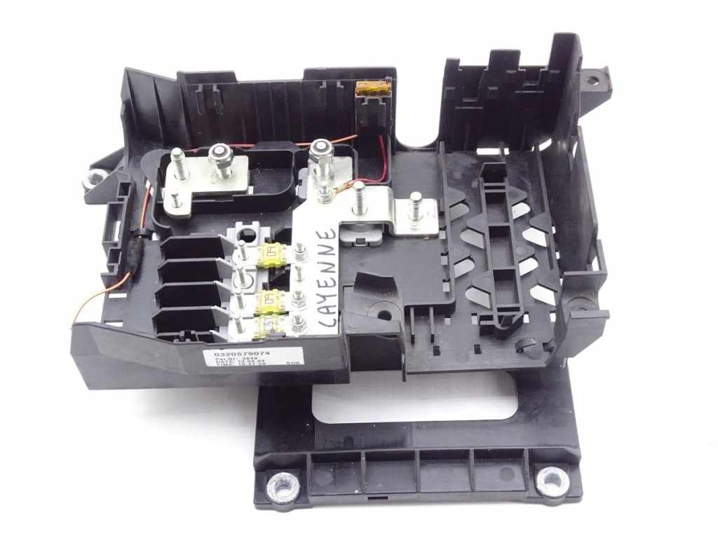 фото №1, Porsche cayenne 02-10 коробка запобіжників