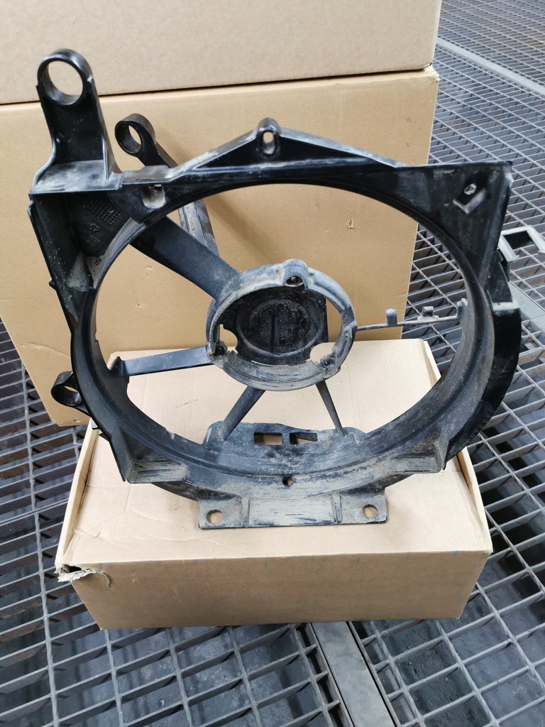 фото №1, Корпус вентилятора вентилятор porsche taycan 9j1