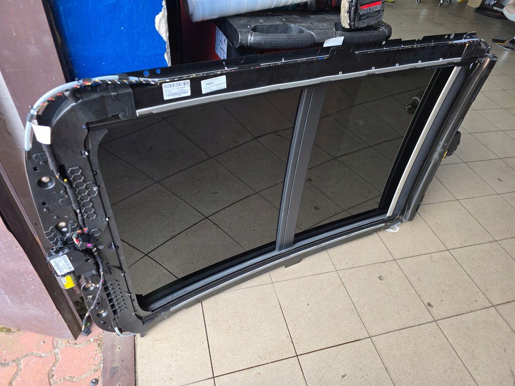 фото №11, Крыша люк панорама audi q5 sq5 8r0 s-line czarna подкрылок 8r0877041d