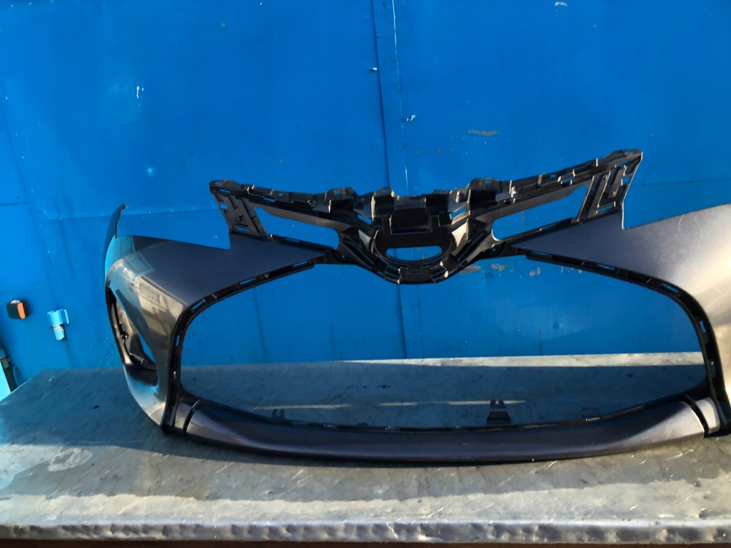 Купить Toyota yaris iii lift бампер перед передний 14-17