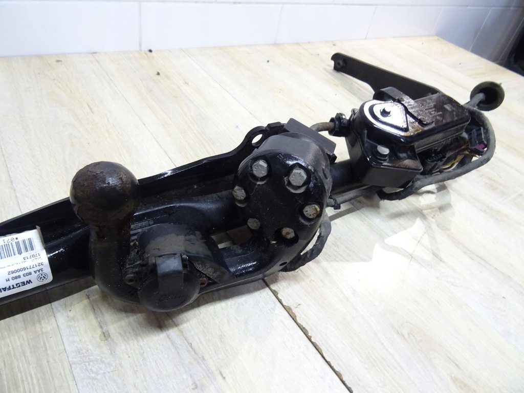 фото №16, Hak буксировочный volkswagen passat b7 3aa803880h