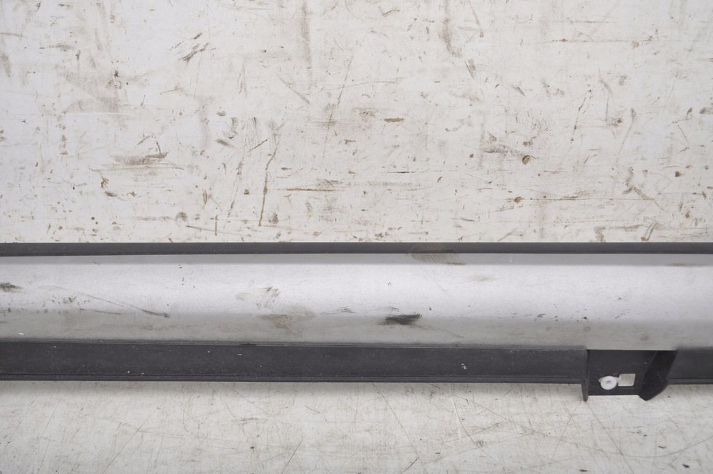 фото №2, Ford fiesta mk8 lift накладка порог левая