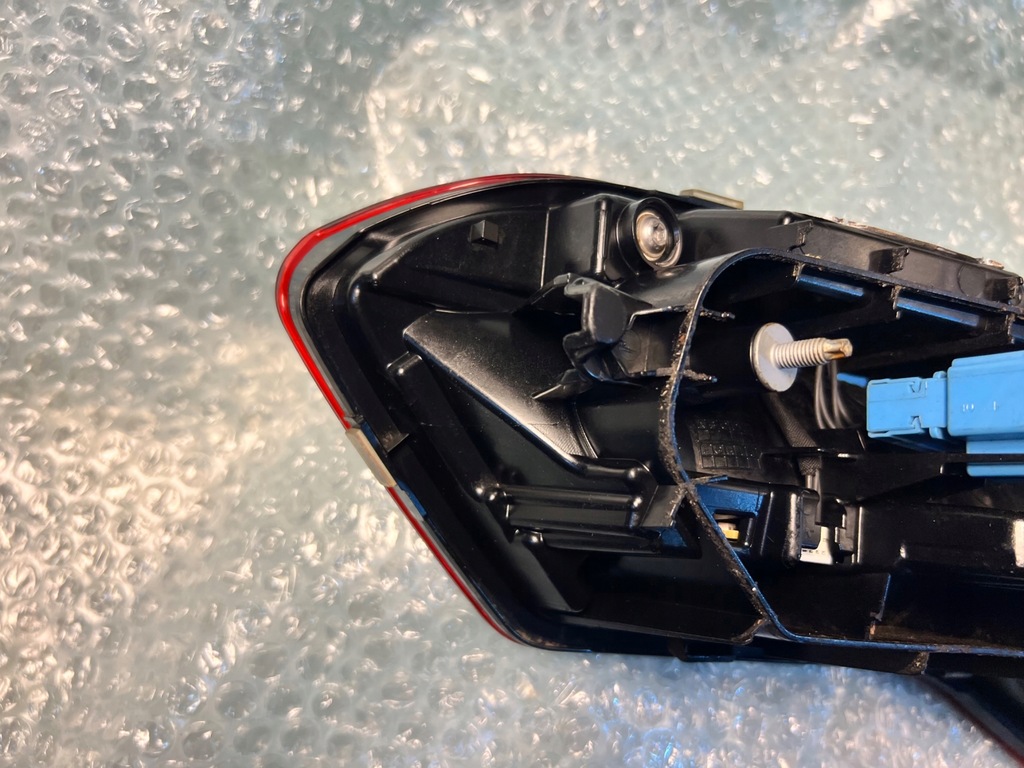 фото №8, Vw t-roc troc лампа крышки багажника левая 2ga945093b