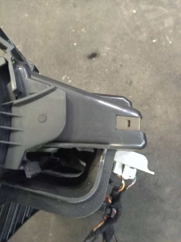 фото №7, Пепельница mazda 3 i bp4k55211