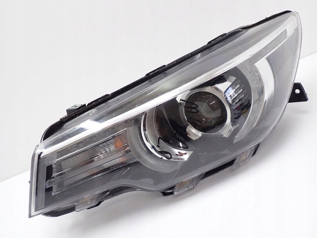 фото №1, Лампа лівий перед europa mg zs ev 21r