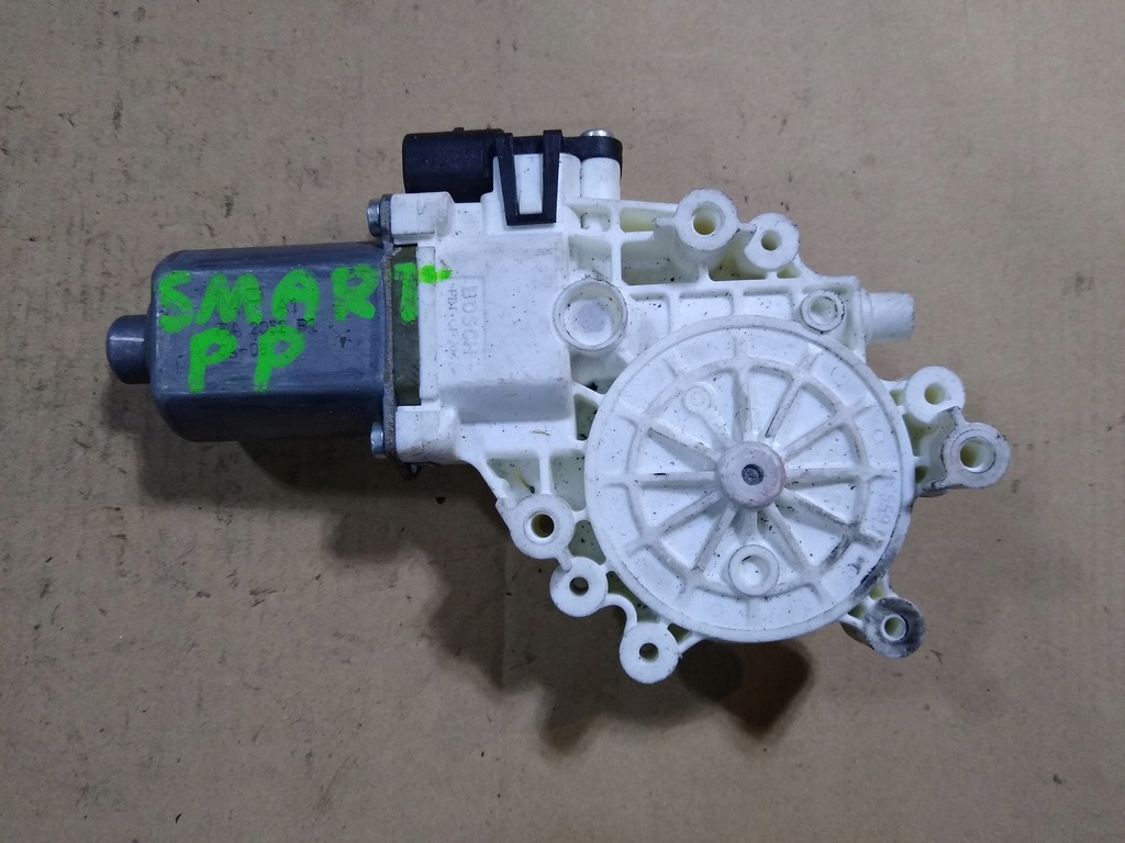 фото №1, Smart forfour моторчик правий перед 0130822207