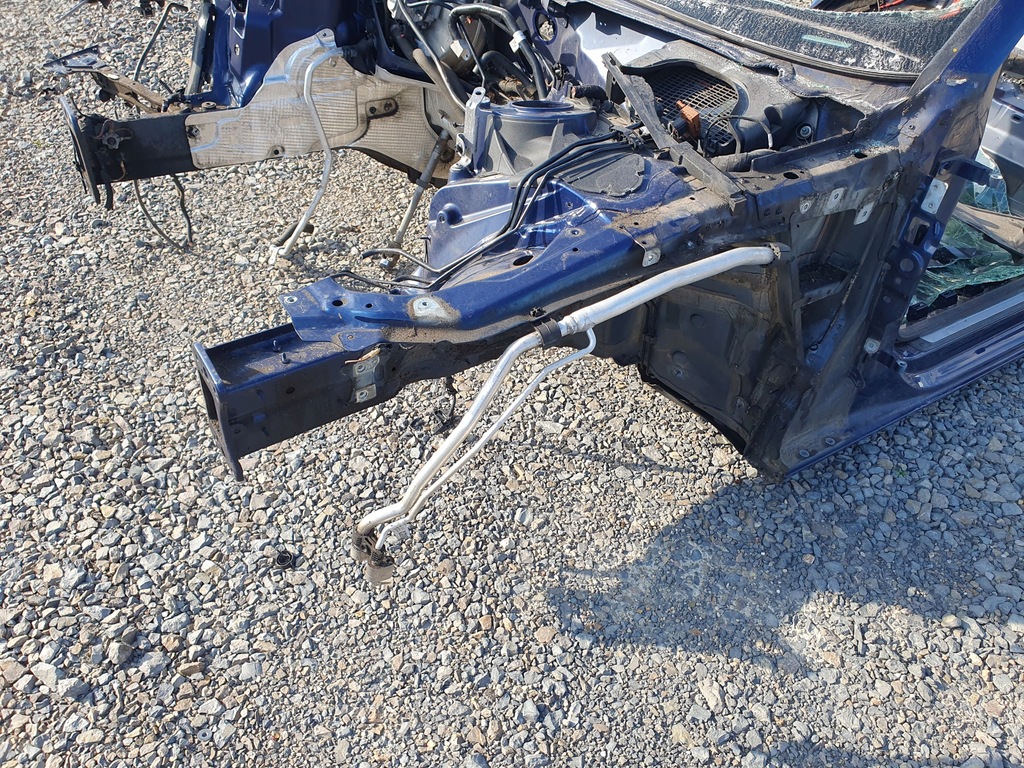 фото №1, Audi a4 b9 четверть лонжерон левый перед lx5q