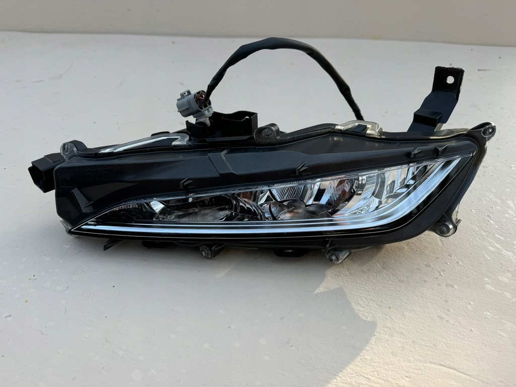 фото №1, Lexus rx iv 4 450h лампа противотуманная фара левая передняя левый перед e1335444l