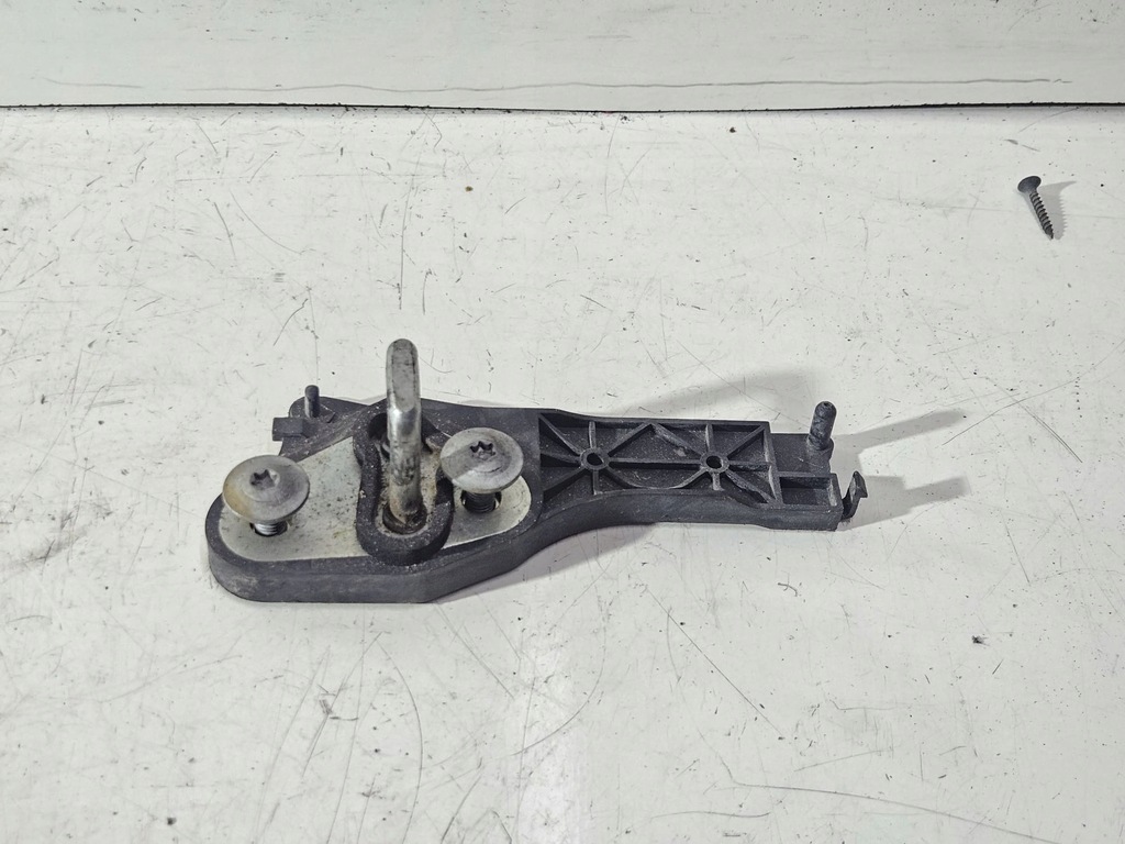 фото №1, Засов ушко замка дверь боковых правых expert iii 9808470780a