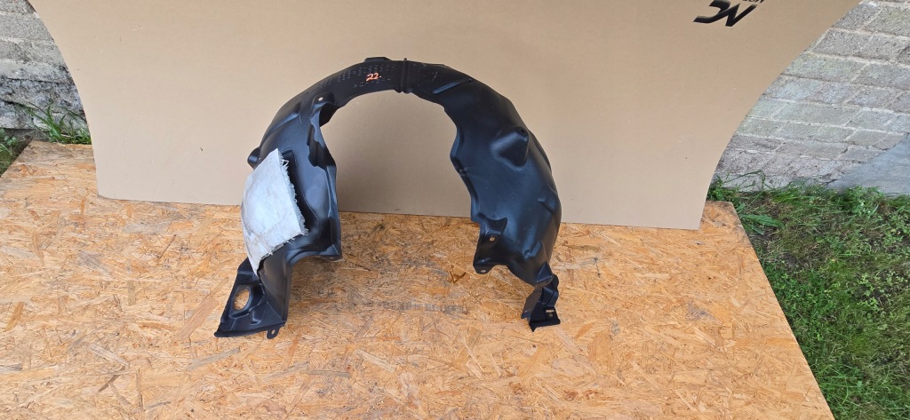 Купить Toyota camry viii левая подкрылок перед передние