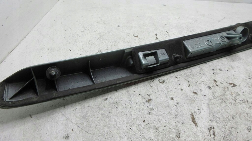 фото №8, Audi a8 d3 4e0827576 накладка кришки багажника молдинг кришки багажника