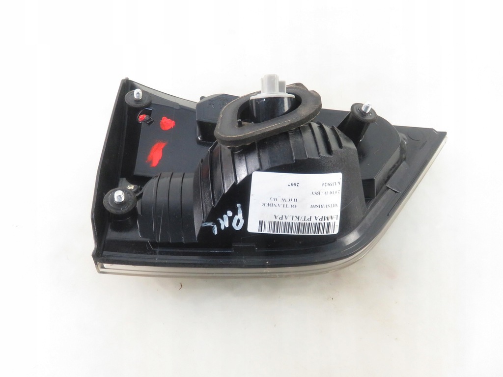 фото №6, Лампа правая задняя крышка багажника mitsubishi outlander ii cw_w 1146356r