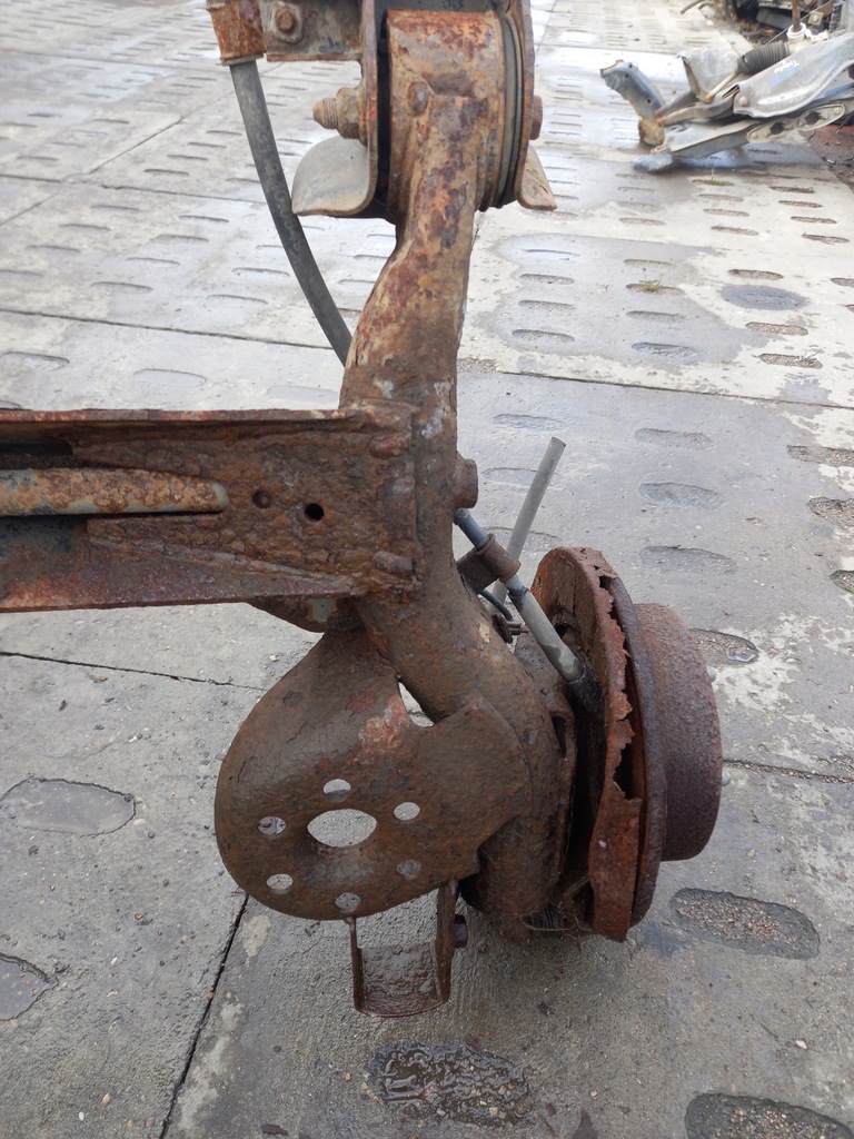 фото №7, Oś балка заднего подвеска hyundai getz тормозные диски комплектная целая gdańsk