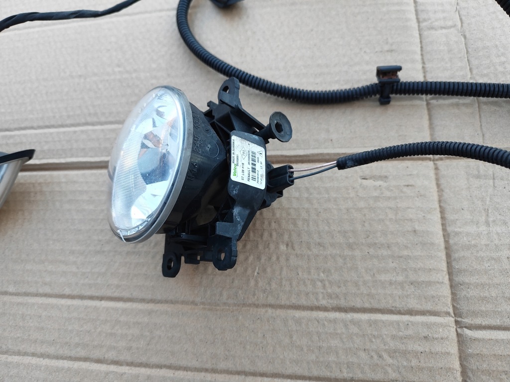 Renault scenic 3 рестайлінг  fl 13-16 ліхтар led drl лівий перед бампера Доставка