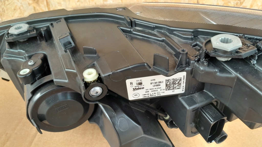 фото №15, Seat arona ibiza v lift права лампа full led