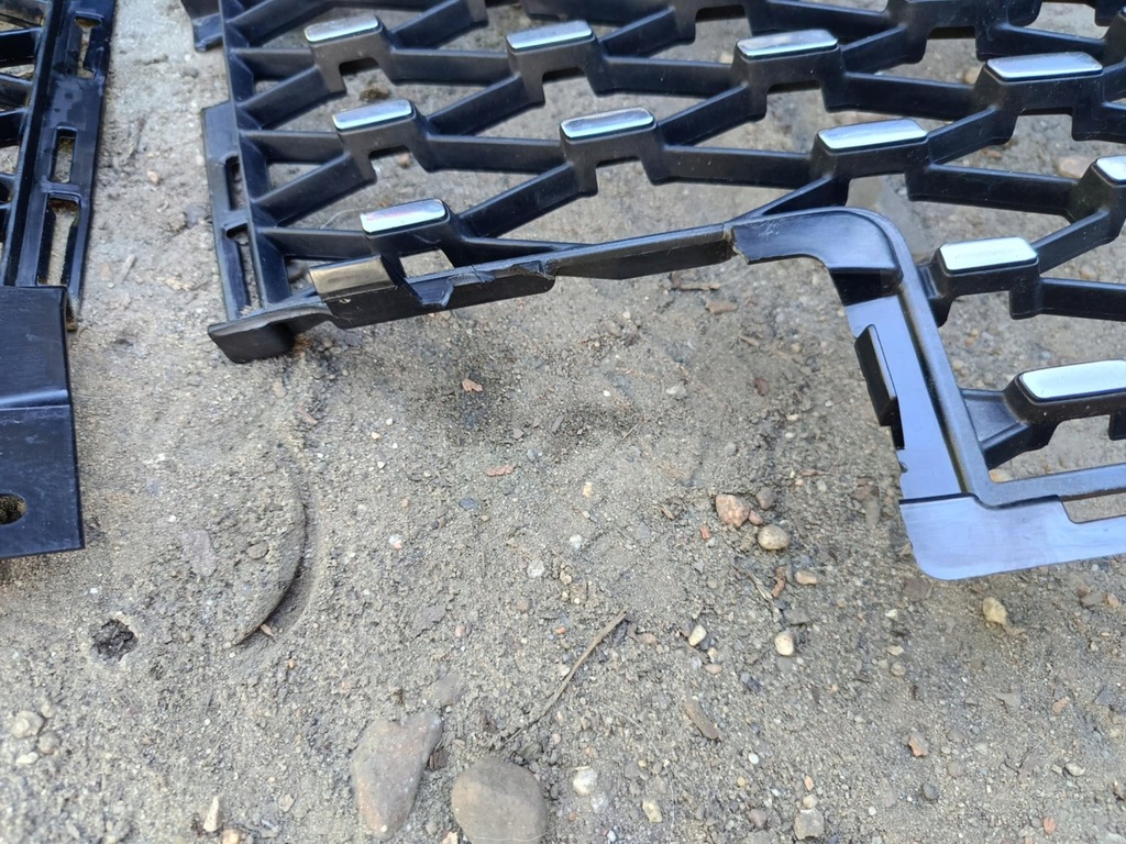 фото №3, Решітка бампера решітка радіатора хром renault zoe ii lift 19-