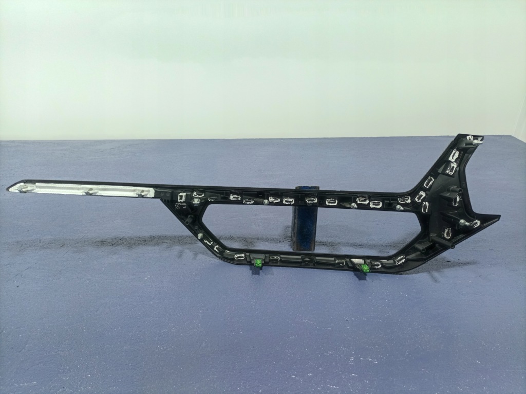 фото №4, Bmw 1 f40 f44 молдинг dekor панели berlin m-pakiet 6823310