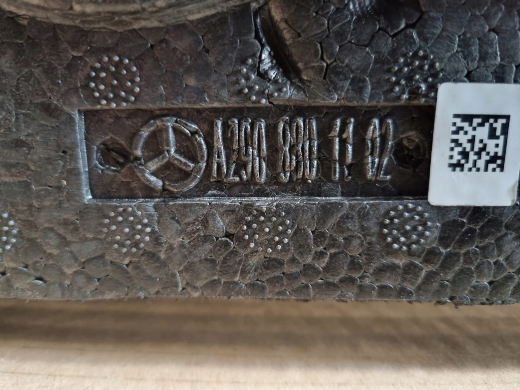 Абсорбер піна бампера передній mercedes amg gt a2908801102 Зі Шроту