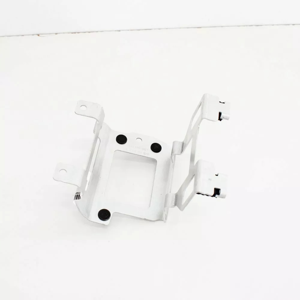 Mb e-class w213 радиатор support кронштейн кронштейн a2136201601 oem с Разборки