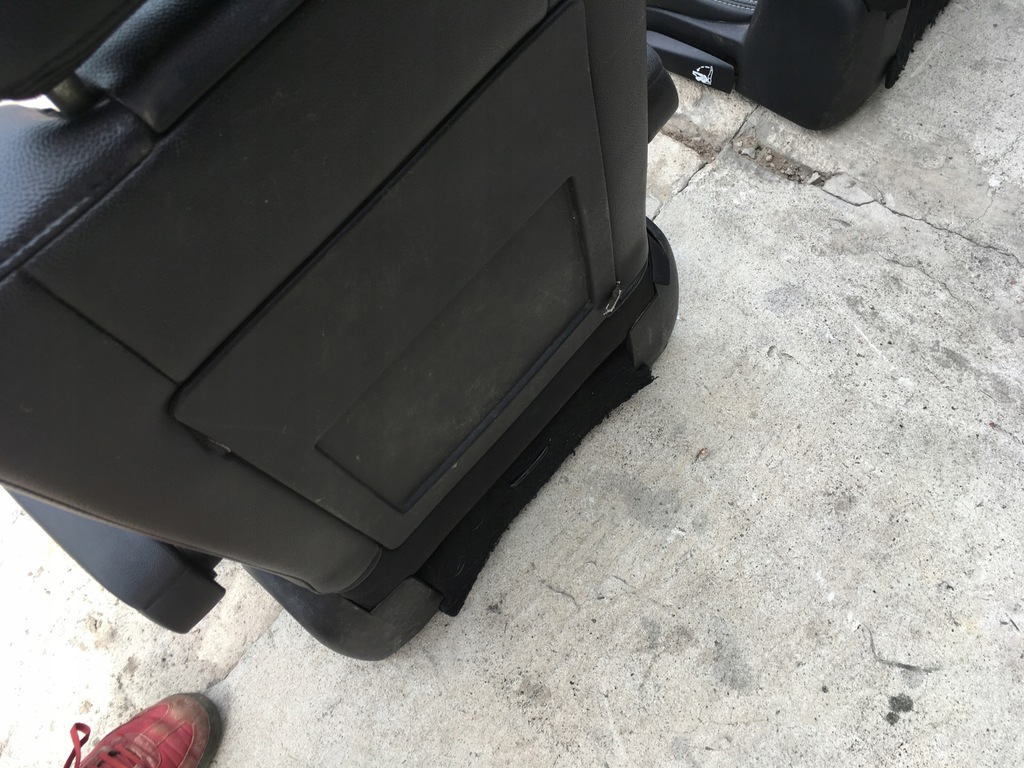 фото №8, Сиденье задняя правый левый lancia voyager