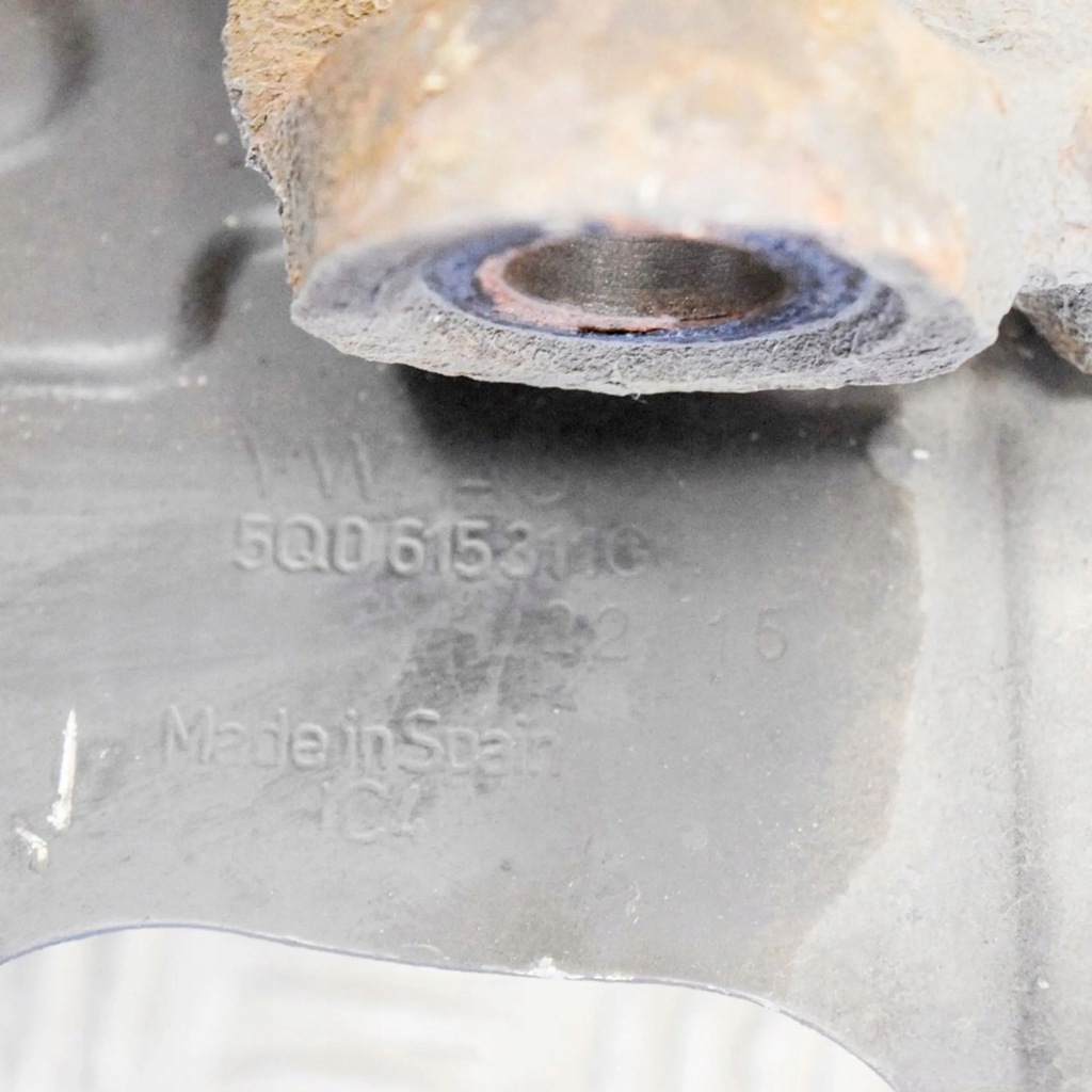 фото №6, Audi a3 s3 8v 2016 ліва сторона ступиця колеса передній