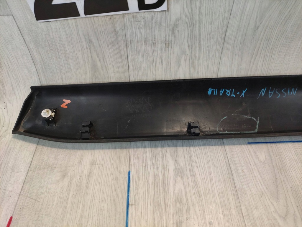 фото №6, Nissan x-trail молдинг дверь левый перед 80877jg00a