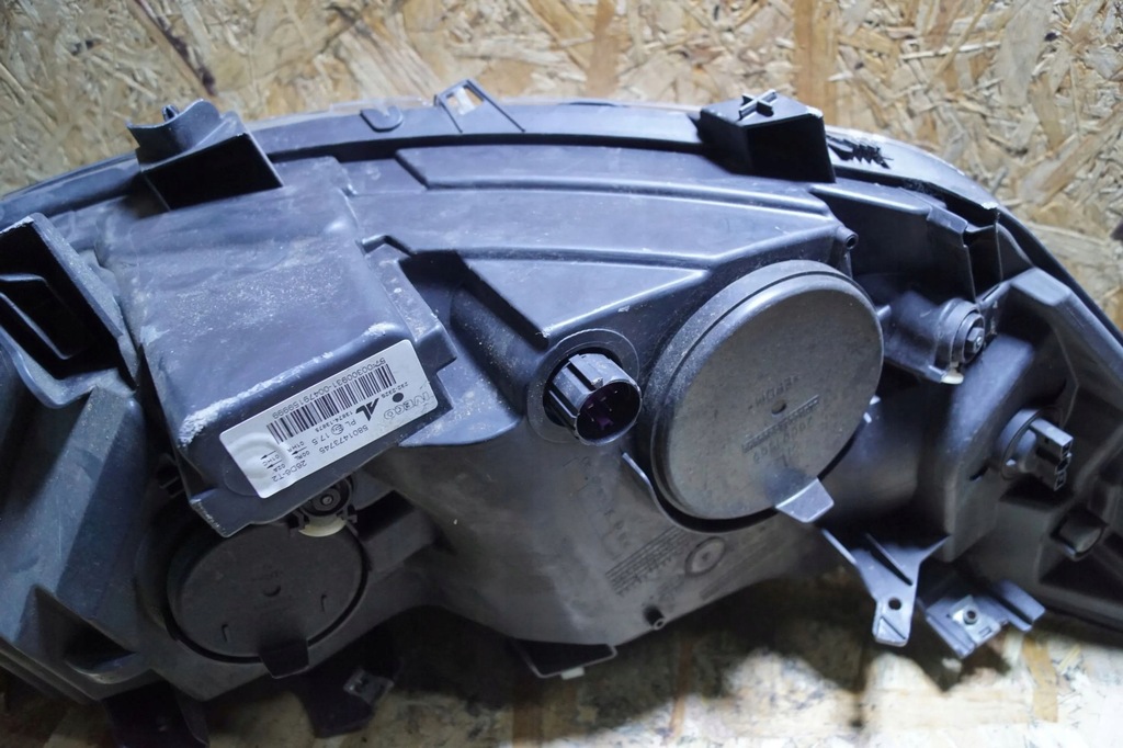 фото №12, Iveco daily iv 214- лампа левая перед uk