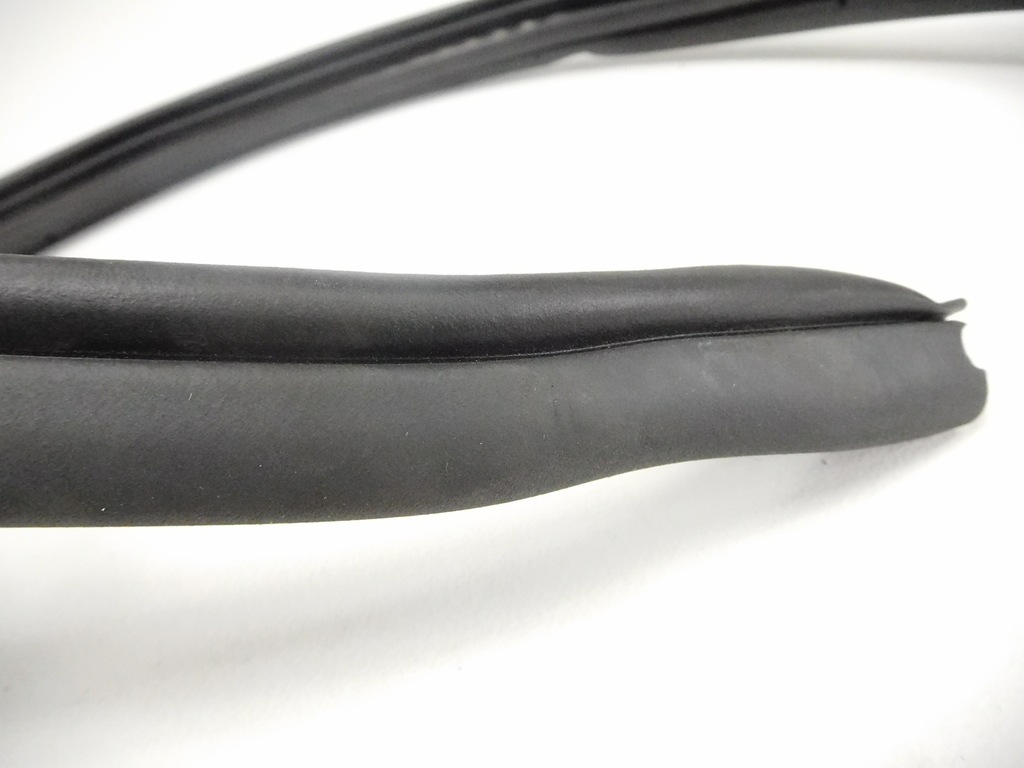 фото №6, Прокладка стекло правый задняя mitsubishi pajero