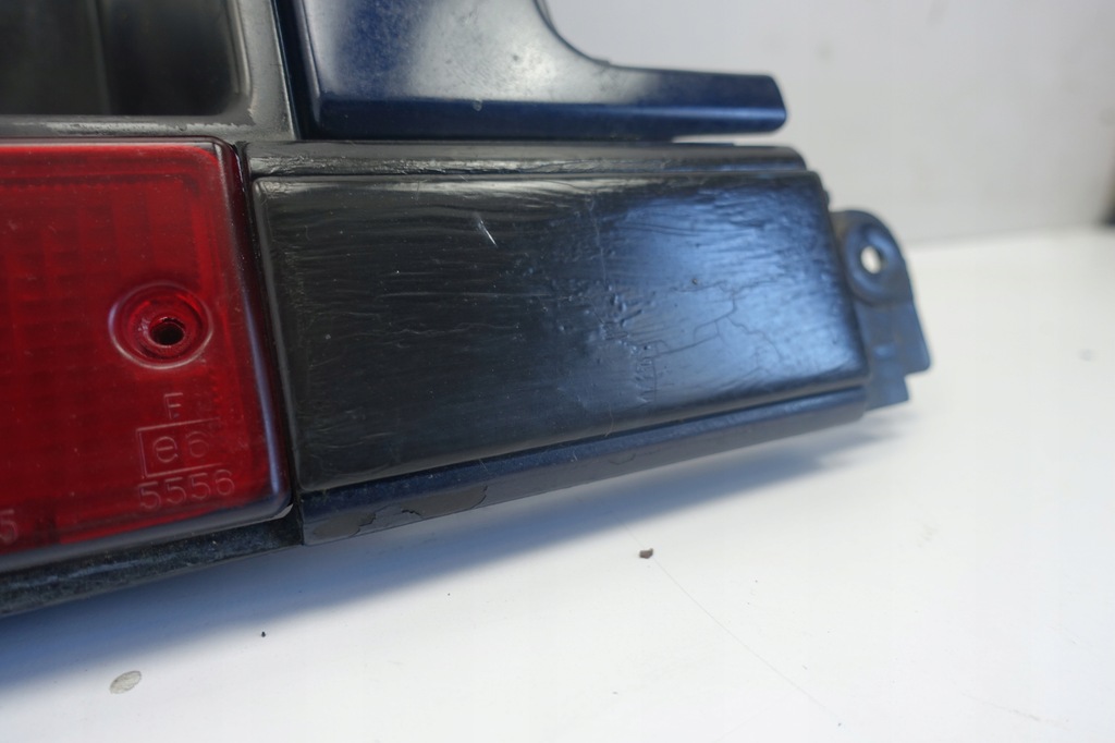 фото №7, Toyota supra iii накладка задний крышки задняя багажника