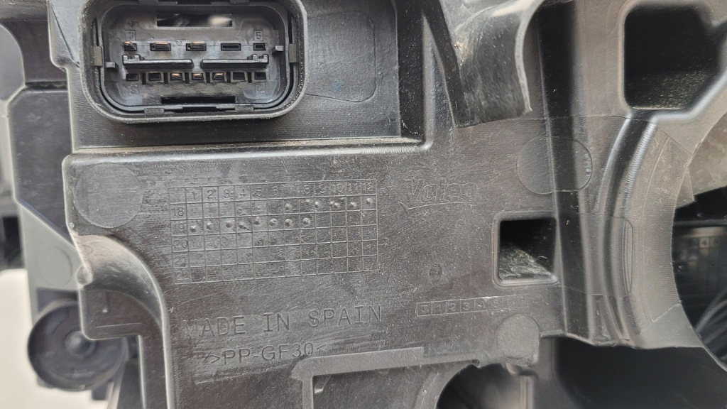 Фара правий перед full led bmw x1 f48 lci рестайлінг  2019- ,,bmw led,, в Україні