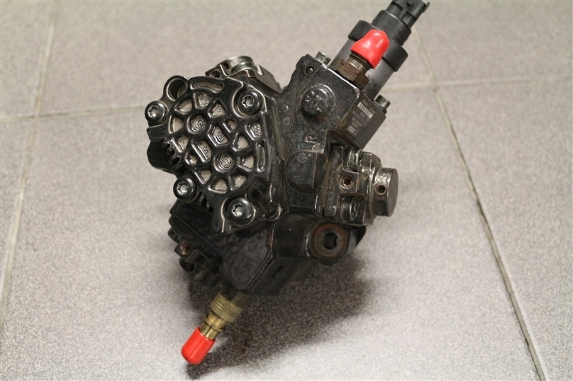 фото №1, Ford mondeo mk4 2.2 s-max citroen насос упорскування