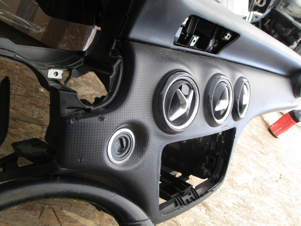 фото №9, Mercedes a w176 a-klasa подушки безопасности консоль приборная панель натяжители